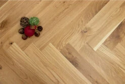 Natural Engineered Flooring Oak Click Herringbone Native Light Brushed Uv Lacquered 12/3mm By 120mm By 600mm