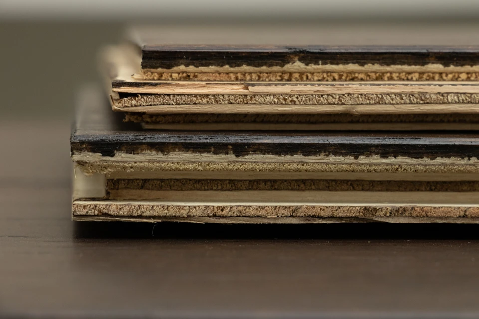 Natural Engineered Flooring Oak Black Tea Brushed UV Oiled 14/3mm By 190mm By 400-1500mm - Image 5