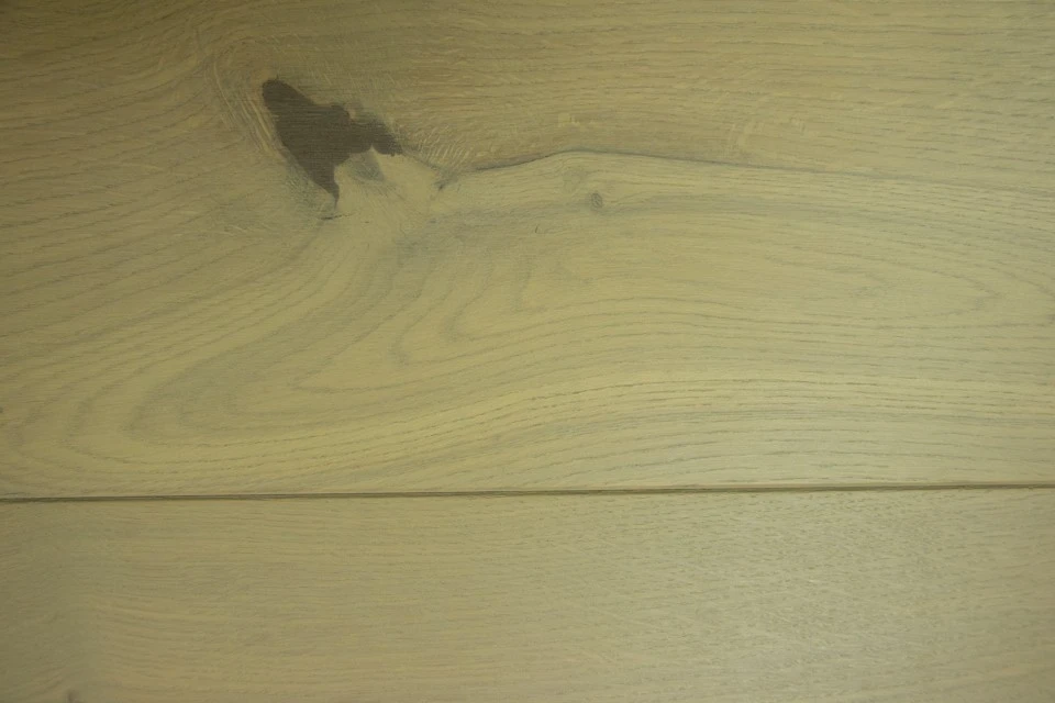 Natural Engineered Flooring Oak Bespoke UK Grey Hardwax Oiled 16/4mm By 220mm By 1500-2400mm - Image 2