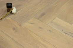 Natural Engineered Flooring Oak Bespoke Herringbone Silver Tiger Hardwax Oiled 16/4mm By 120mm By 580mm