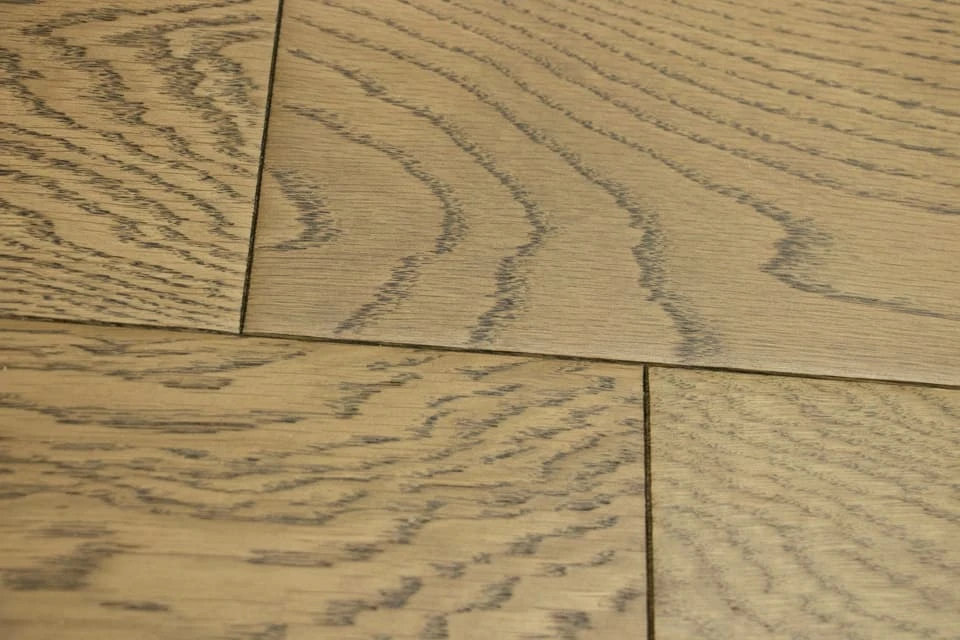 Prime Engineered Flooring Oak Cognac Brushed UV Lacquered 14/3mm By 150mm By 400-1500mm - Image 5