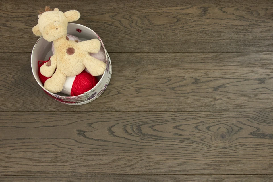 Natural Engineered Flooring Oak Bespoke Bazelet UV Lacquered 16/4mm By 220mm By 1500-2400mm