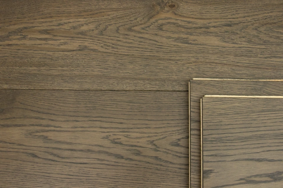 Natural Engineered Flooring Oak Bespoke Bazelet UV Lacquered 16/4mm By 220mm By 1500-2400mm - Image 4