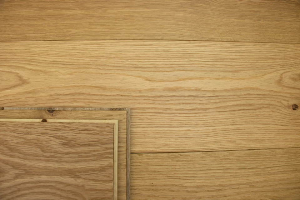 Natural Engineered Flooring Oak Brushed UV Matt Lacquered 14/4mm By 250mm By 790-2400mm FSC - Image 3