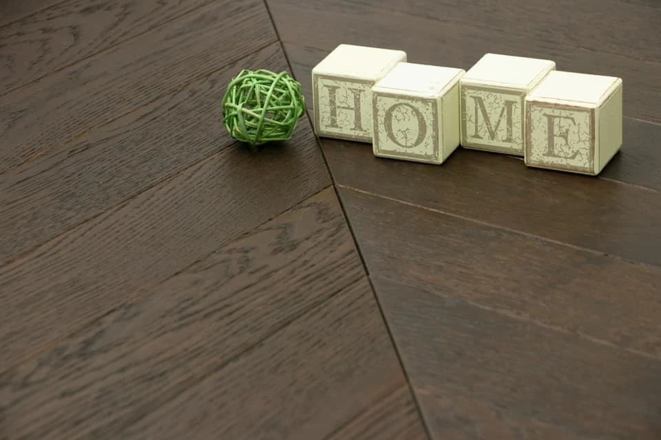 Natural Engineered Flooring Oak Chevron Espresso Piccolo Brushed UV Oiled 15/4mm By 90mm By 600mm - Image 3