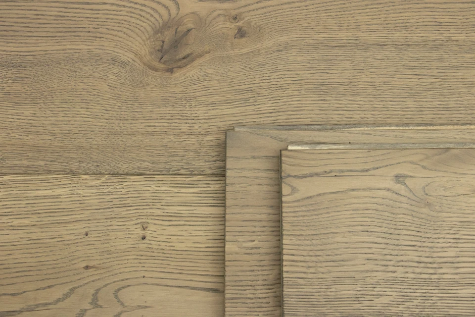 Natural Engineered Flooring Oak Creative Brushed UV Lacquered 16/4mm By 180mm By 1500-2400mm - Image 5