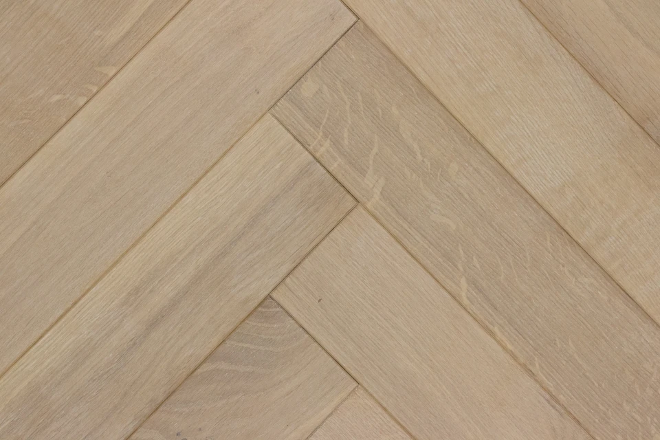 Natural Engineered Flooring Oak Herringbone White UV Oiled 14/3mm By 90mm By 450mm - Image 3