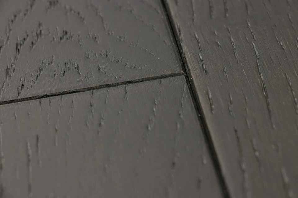 Natural Engineered Oak Jet Black Brushed UV Lacquered 14/3mm By 190mm By 400-1500mm - Image 2