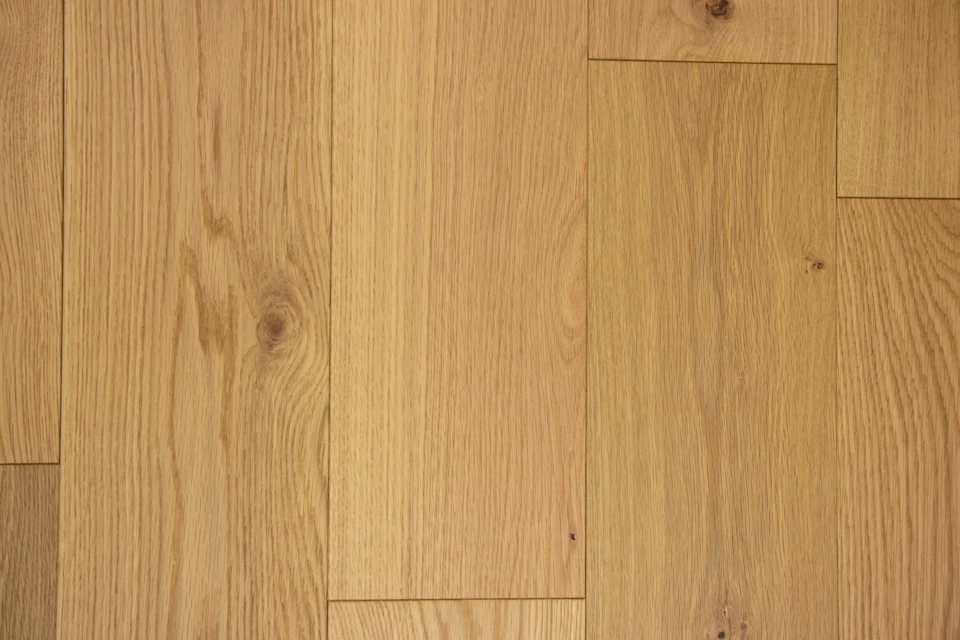 Natural Engineered Flooring Oak Brushed UV Lacquered 14/3mm By 150mm By 400-1500mm - Image 3