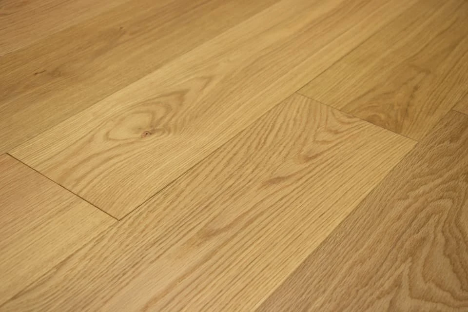 Natural Engineered Flooring Oak Brushed UV Lacquered 10/3mm By 150mm By 300-1500mm - Image 4