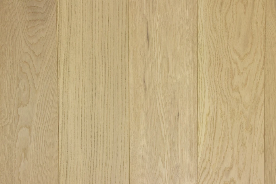 Natural Engineered Flooring Oak Non Visible Brushed UV Lacquered 14/3mm By 190mm By 400-1500mm - Image 2