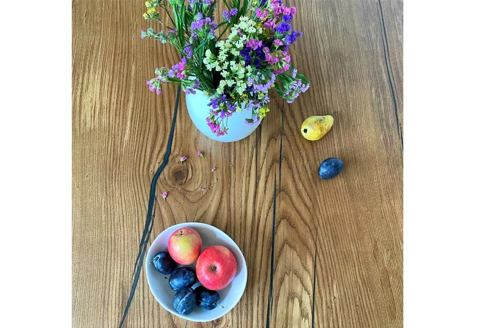 European Oak Dining Room Table Top LiVe Edge UV Lacquered (with Resin) 35mm By 1020mm By 1520mm - Image 4