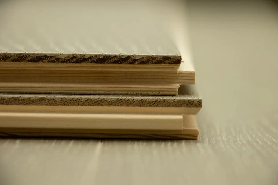 Prime Engineered Flooring Oak Barcelona Brushed UV Matt Lacquered 14/3mm By 178mm By 1000-2400mm - Image 6