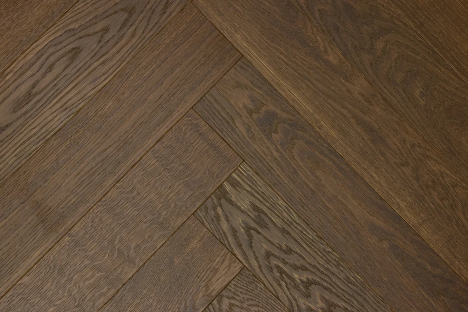 Prime Engineered Flooring Oak Herringbone Dark Smoked Brushed UV Oiled 14/3mm By 97mm By 790mm - Image 3