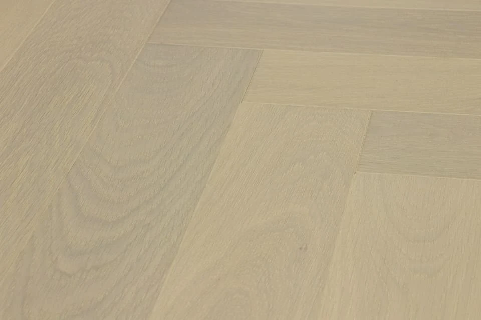 Prime Engineered Flooring Oak Herringbone Double White Brushed UV Matt Lacquered 14/3mm By 98mm By 490mm - Image 3