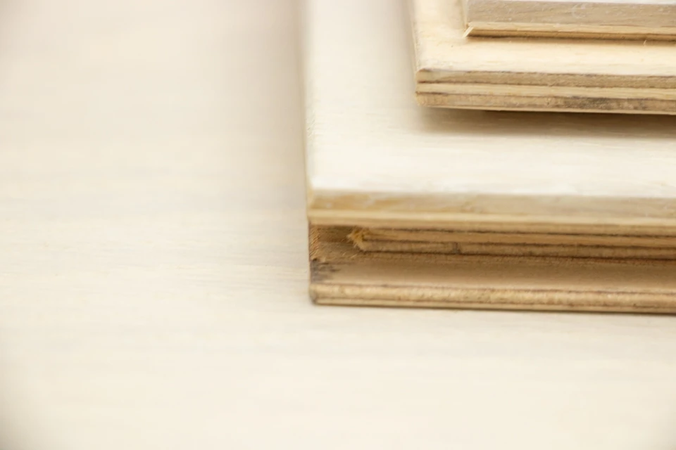 Prime Engineered Flooring Oak Snow White Brushed Wax Oiled 14/3mm By 190mm By 1900mm - Image 5