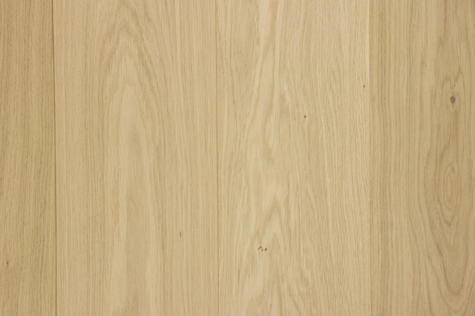 Natural Engineered Flooring Oak Brushed Unfinished 14/3mm By 190mm By 1900mm - Image 3