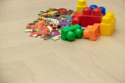 Natural Engineered Flooring Oak Herringbone Vienna Brushed Uv Lacquered 12/2mm By 90mm By 600mm