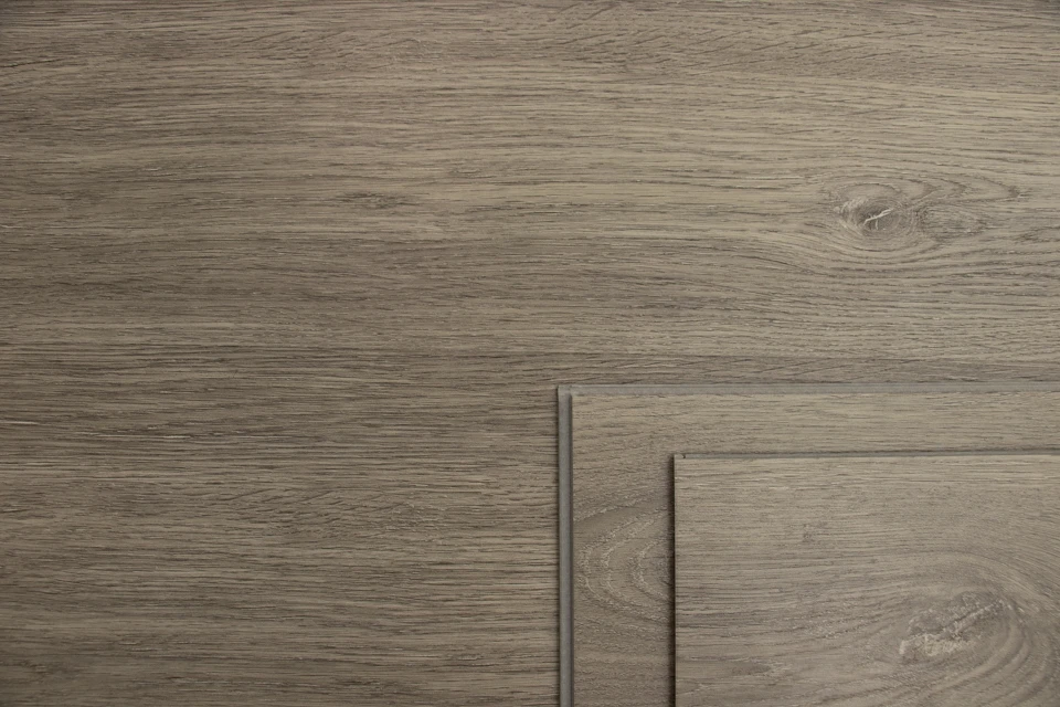 Supremo Luxury Click Vinyl Rigid Core Flooring Cotton Wood 4.2mm By 178mm By 1220mm - Image 5