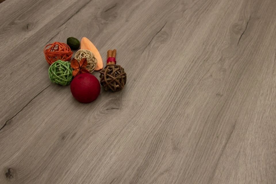 Supremo Luxury Click Vinyl Rigid Core Flooring Light Grey 4.2mm By 178mm By 1220mm - Image 3