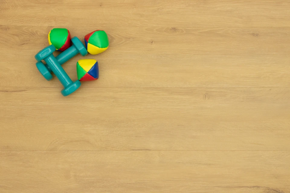 Supremo Diamond Luxury Click Vinyl Rigid Core Flooring Nature With Built In Underlay 8mm By 178mm By 1220mm - Image 2